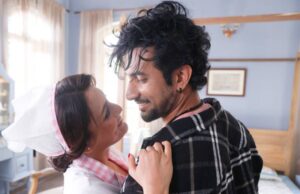 সেবিকা উষসীর সাথে জমজমাট প্রেম ঋষভ বসুর! তাহলে কি আসতে চলেছে নতুন চমক? Two people in a cozy setting.