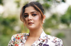 অশ্লীল বডি শেমিং-য়ের বিরুদ্ধে বড় সিদ্ধান্ত শ্রাবন্তীর!