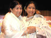 লতা মঙ্গেশকর ও আশা ভোঁসলে কেন সব সময় সাদা শাড়ির প্রতি অনুগত ছিলেন?